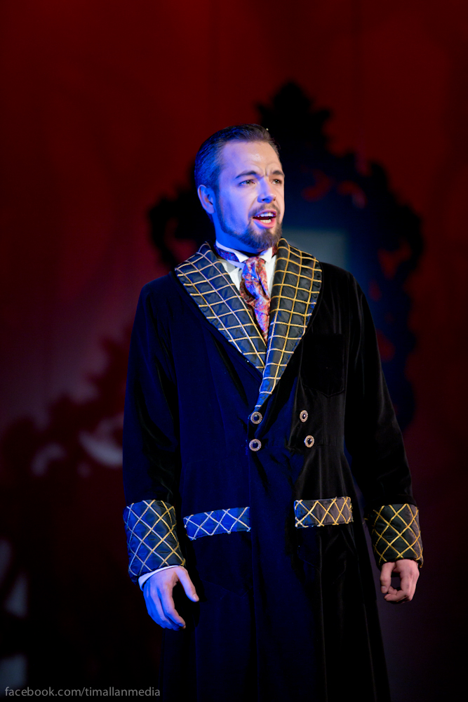 AO0Q7723